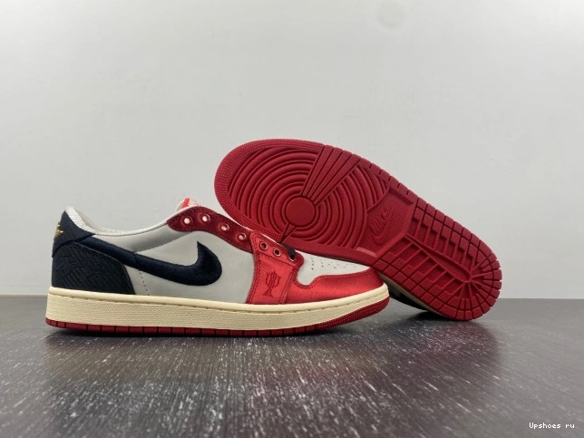Low Away Room Jordan 1 Trophy Retro OG 0421